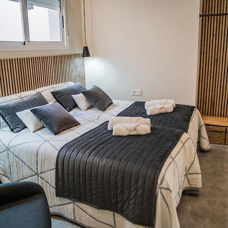 Apartamentos Turisticos El Altozano Фуэнтес-де-Леон Экстерьер фото