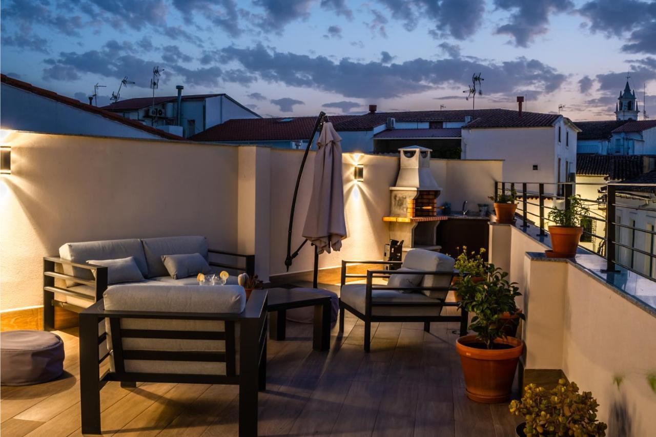 Apartamentos Turisticos El Altozano Фуэнтес-де-Леон Экстерьер фото