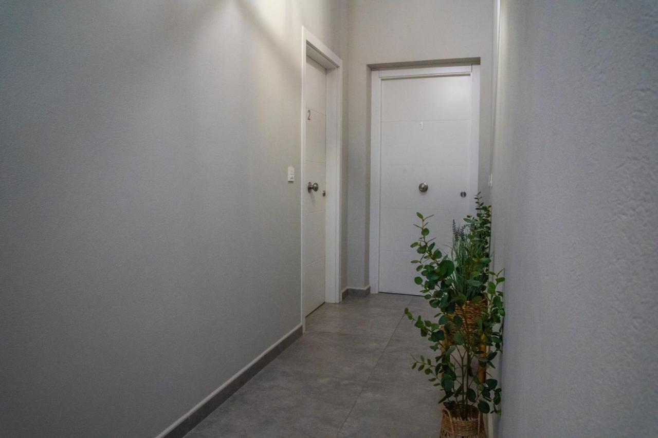 Apartamentos Turisticos El Altozano Фуэнтес-де-Леон Экстерьер фото