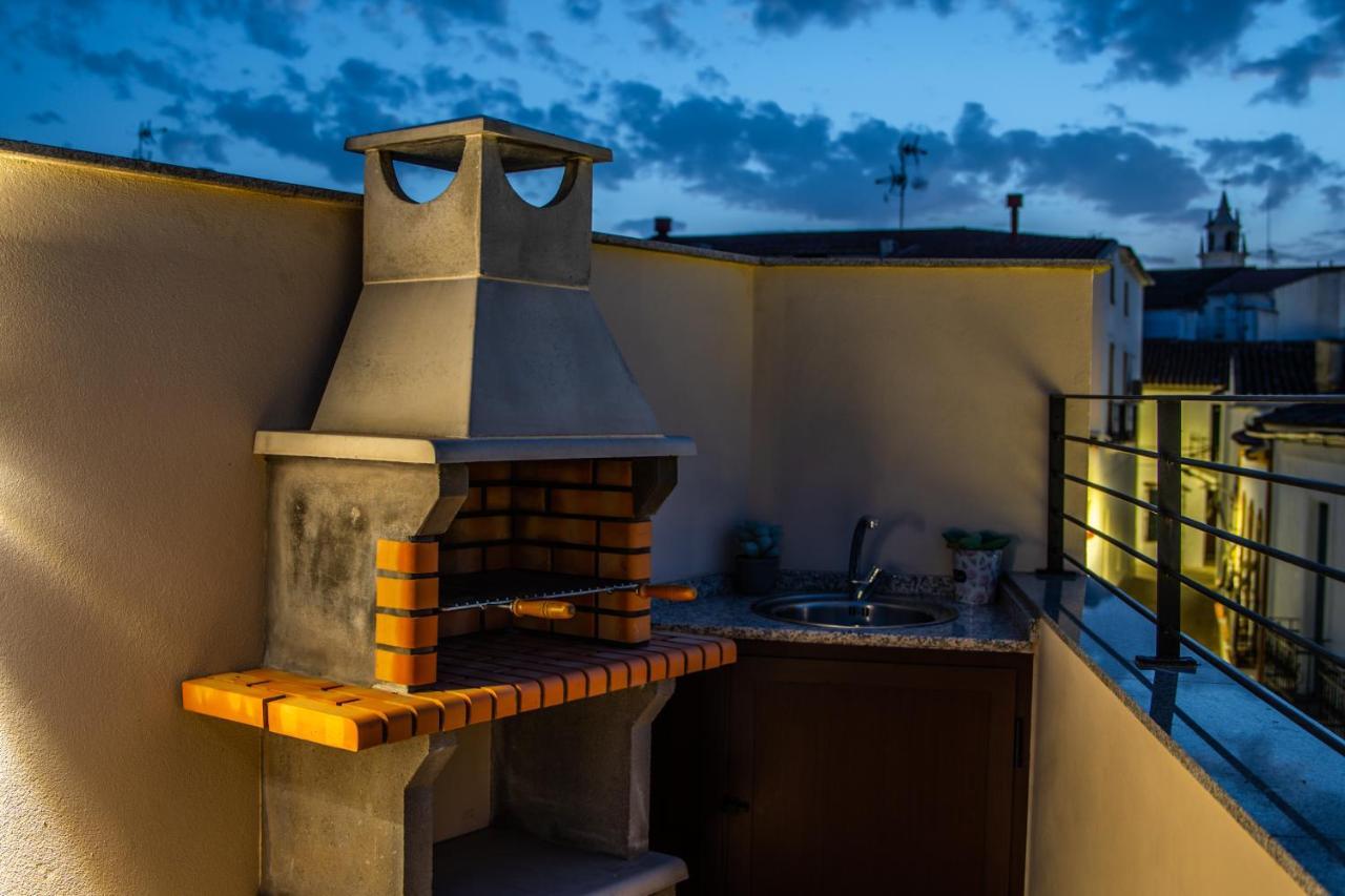 Apartamentos Turisticos El Altozano Фуэнтес-де-Леон Экстерьер фото