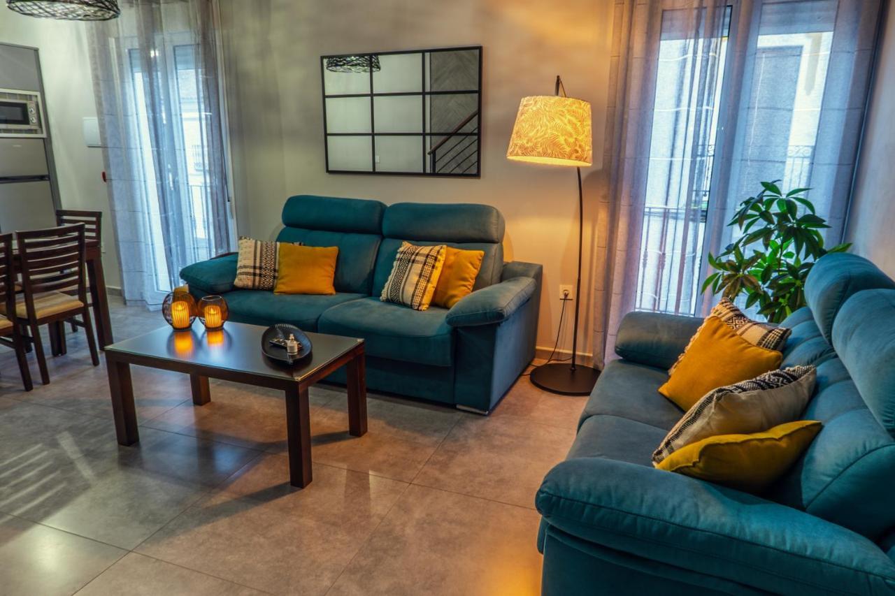 Apartamentos Turisticos El Altozano Фуэнтес-де-Леон Экстерьер фото