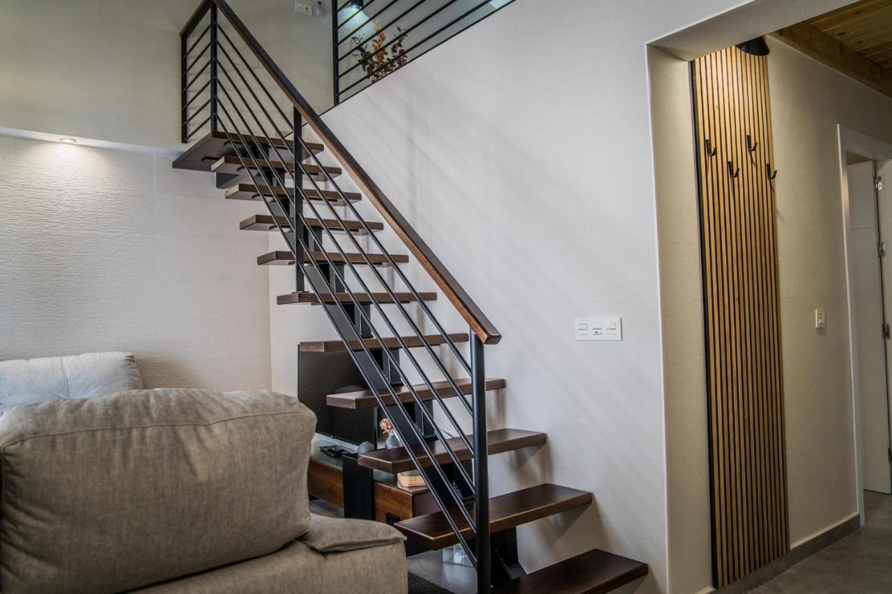 Apartamentos Turisticos El Altozano Фуэнтес-де-Леон Экстерьер фото