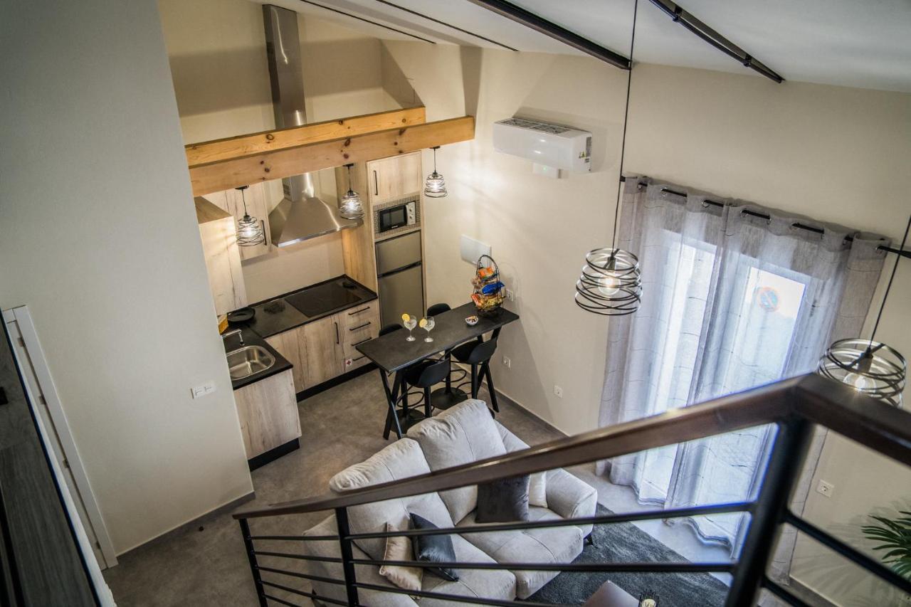 Apartamentos Turisticos El Altozano Фуэнтес-де-Леон Экстерьер фото